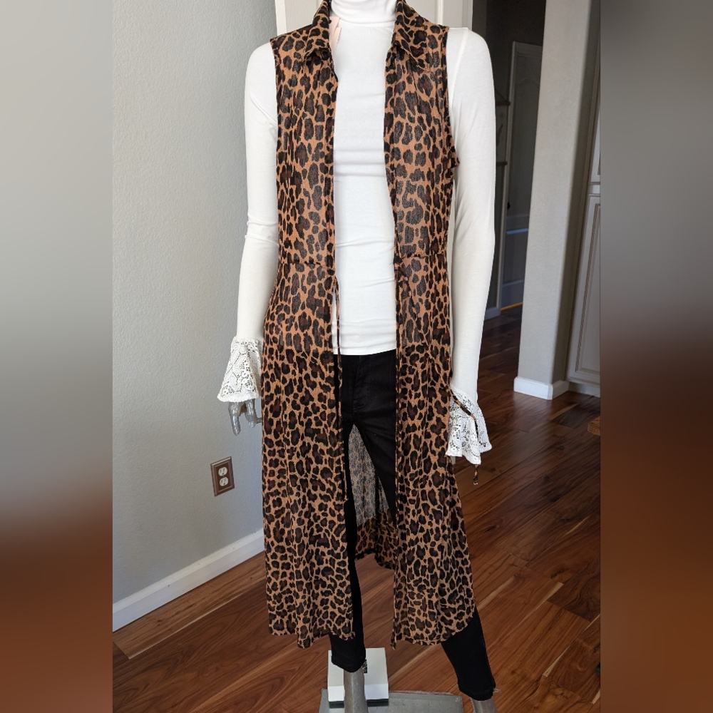 Ember Cheetah Print Long Length Tunic Size Large Nwt ❤️
